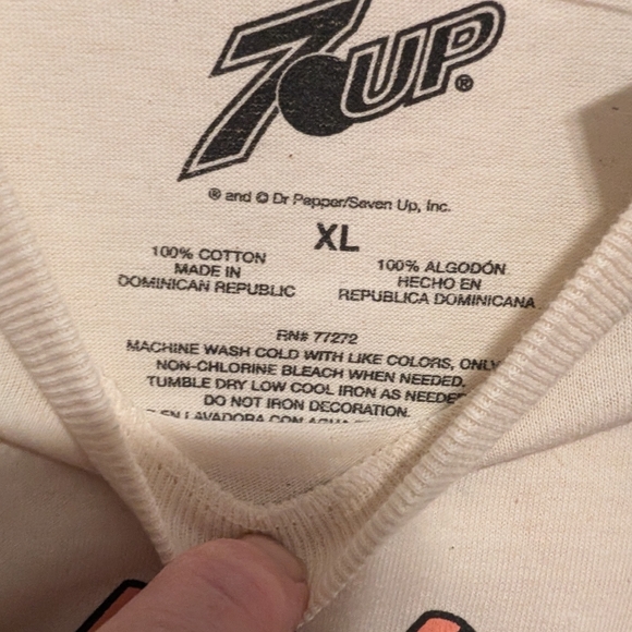 Adult Shirt 7 UP Size XL Brand New with tag - Picture 3 of 3